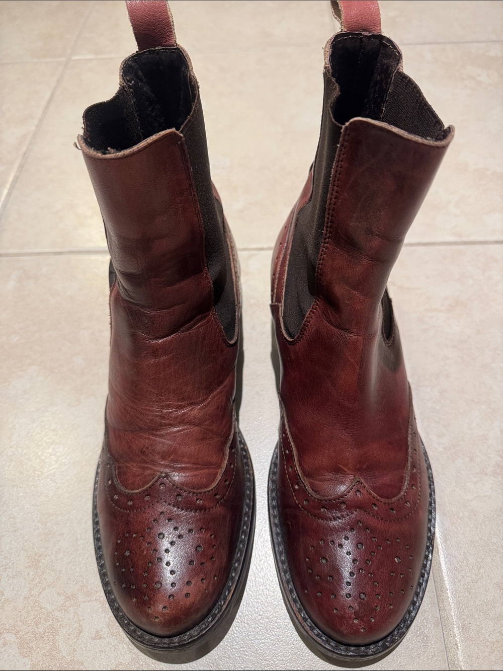 Lavorazione Artigiana Women’s Chelsea Wingtip Boots in Brown Made in Italy